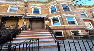 6074 Catalpa Avenue, Ridgewood, NY, 2 Bedrooms Bedrooms, 5 Rooms Rooms,1 BathroomBathrooms,Residential Lease,For Rent,Catalpa,3592618