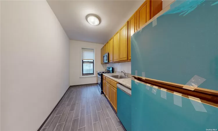 7101 Colonial Road, Bay Ridge, NY, 1 Bedroom Bedrooms, 3 Rooms Rooms,1 BathroomBathrooms,Residential,For Sale,Colonial,3592659