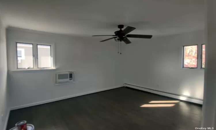 2nd Bedroom W/Ceiling Fan