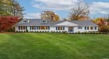 12 The Knolls, Locust Valley, NY, 4 Bedrooms Bedrooms, 8 Rooms Rooms,3 BathroomsBathrooms,Residential,For Sale,The Knolls,3592627