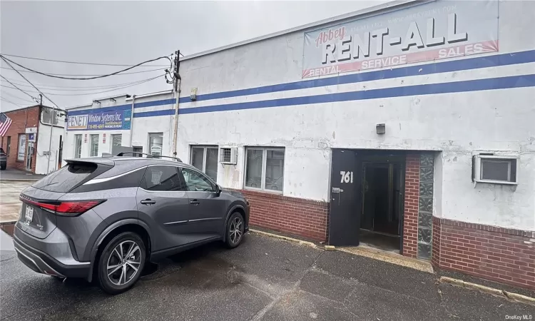 761 Broadway, Hicksville, NY, ,Commercial Lease,For Rent,Broadway,3593148