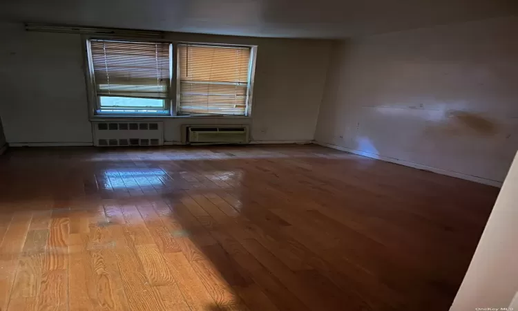 14430 Sanford, Flushing, NY, 2 Bedrooms Bedrooms, 5 Rooms Rooms,1 BathroomBathrooms,Residential,For Sale,Sanford,3593638