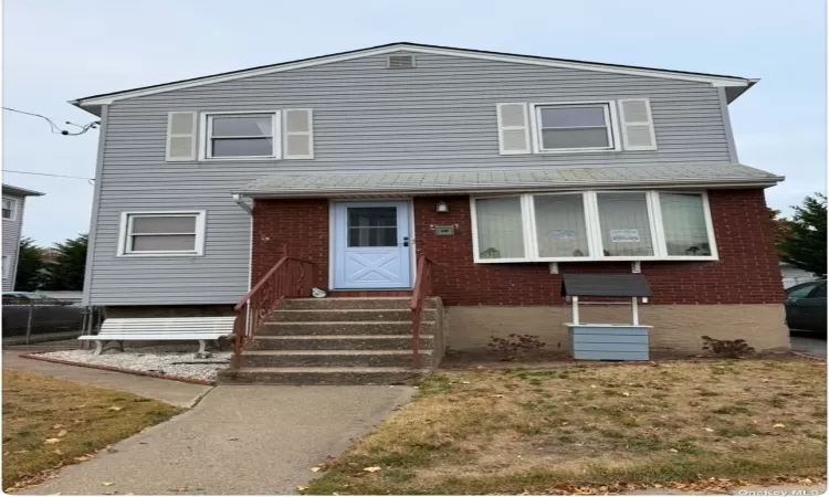 490 Atlantic Avenue, Oceanside, NY, 2 Bedrooms Bedrooms, 4 Rooms Rooms,1 BathroomBathrooms,Residential Lease,For Rent,Atlantic,3591800