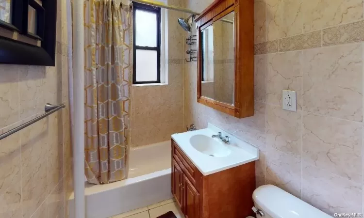 37-21 80th Street, New York, NY, 1 Room Rooms,1 BathroomBathrooms,Residential,For Sale,80th,L3576469