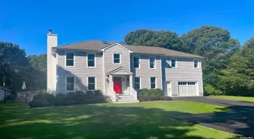 46 Old Fish Cove Road, Southampton, NY, 4 Bedrooms Bedrooms, ,5 BathroomsBathrooms,Residential,For Sale,Old Fish Cove,L3577019