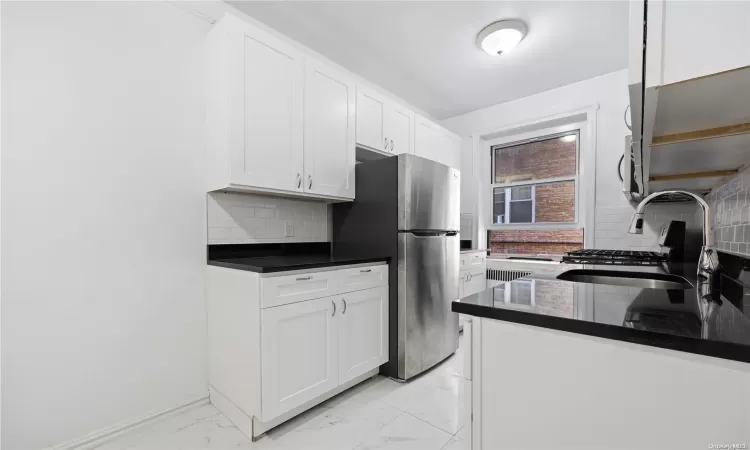 111-14 76th Avenue, New York, NY, 1 Bedroom Bedrooms, 4 Rooms Rooms,1 BathroomBathrooms,Residential,For Sale,76th,L3578099