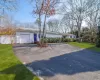 37 Jones Road, Southampton, NY, 4 Bedrooms Bedrooms, 8 Rooms Rooms,2 BathroomsBathrooms,Residential Lease,For Rent,Jones,L3579660