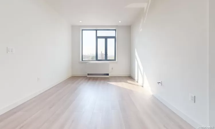 63-68 Austin Street, New York, NY, 2 Bedrooms Bedrooms, 4 Rooms Rooms,2 BathroomsBathrooms,Residential Lease,For Rent,Austin,L3580893