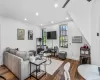 1 Station Square, New York, NY, 2 Bedrooms Bedrooms, 5 Rooms Rooms,2 BathroomsBathrooms,Residential,For Sale,Station Square,L3583927