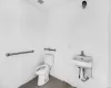 30-63 31st Street, New York, NY, 1 Room Rooms,1 BathroomBathrooms,Residential,For Sale,31st,L3585519