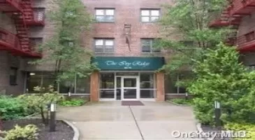 86-70 Francis Lewis Boulevard, New York, NY, 1 Bedroom Bedrooms, 3 Rooms Rooms,1 BathroomBathrooms,Residential,For Sale,Francis Lewis,L3586433