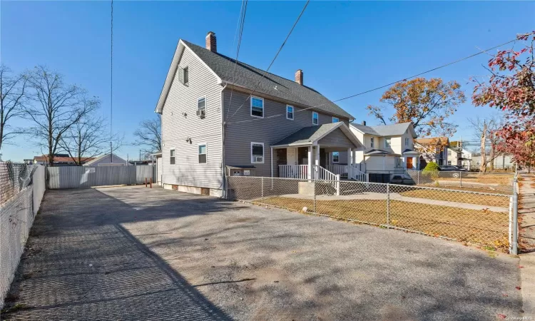 54 2nd Avenue, Islip, NY, 8 Bedrooms Bedrooms, 10 Rooms Rooms,4 BathroomsBathrooms,Residential Income,For Sale,2nd,L3590958