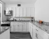 71-29 Myrtle Avenue, New York, NY, 10 Rooms Rooms,2 BathroomsBathrooms,Residential Income,For Sale,Myrtle,L3590976