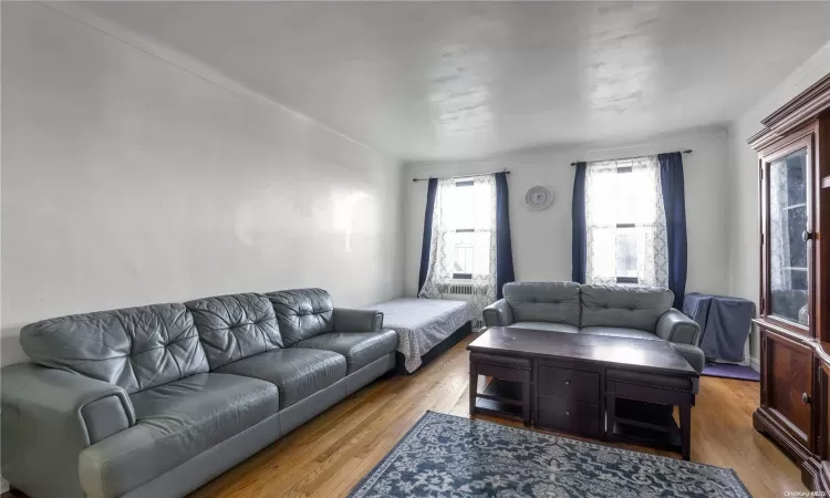 92-11 35th Avenue, New York, NY, 1 Bedroom Bedrooms, 4 Rooms Rooms,1 BathroomBathrooms,Residential,For Sale,35th Avenue,L3591010