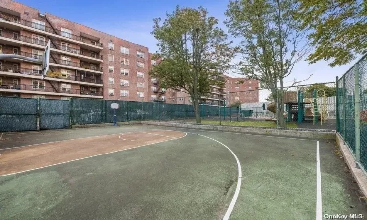 166-25 Powells Cove Boulevard, New York, NY, 2 Bedrooms Bedrooms, 6 Rooms Rooms,2 BathroomsBathrooms,Residential,For Sale,Powells Cove,L3591036