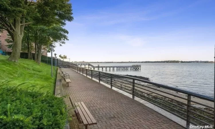 166-25 Powells Cove Boulevard, New York, NY, 2 Bedrooms Bedrooms, 6 Rooms Rooms,2 BathroomsBathrooms,Residential,For Sale,Powells Cove,L3591036