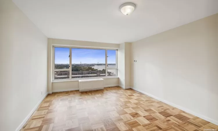 166-25 Powells Cove Boulevard, New York, NY, 2 Bedrooms Bedrooms, 6 Rooms Rooms,2 BathroomsBathrooms,Residential,For Sale,Powells Cove,L3591036