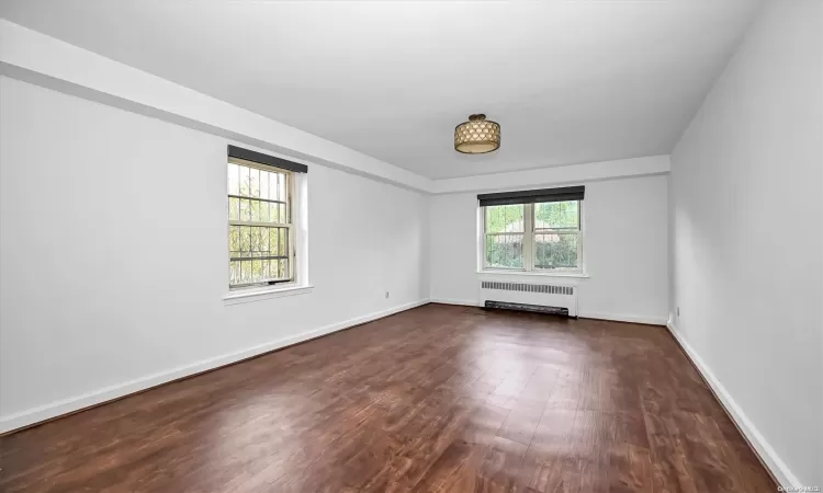 22-17 72 Street, New York, NY, 8 Bedrooms Bedrooms, 17 Rooms Rooms,3 BathroomsBathrooms,Residential Income,For Sale,72,L3591058