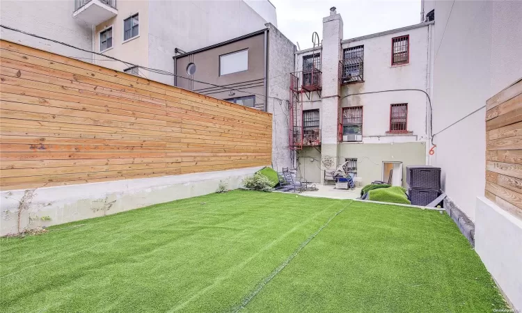 230 2nd Street, New York, NY, 5 Bedrooms Bedrooms, 8 Rooms Rooms,4 BathroomsBathrooms,Residential Income,For Sale,2nd,L3591095