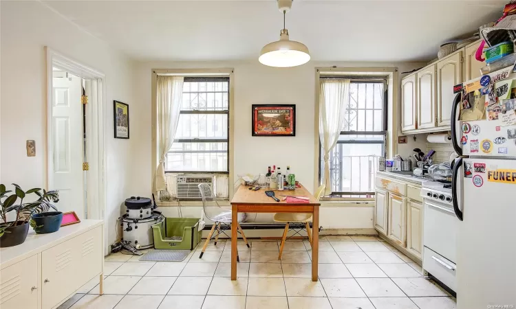 230 2nd Street, New York, NY, 5 Bedrooms Bedrooms, 8 Rooms Rooms,4 BathroomsBathrooms,Residential Income,For Sale,2nd,L3591095