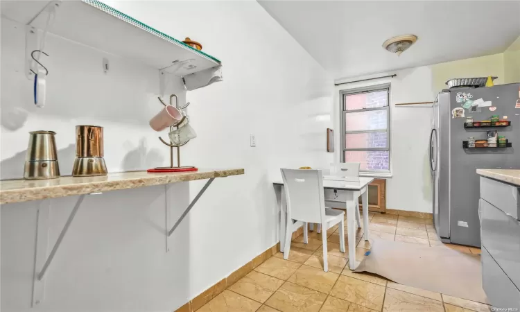 67-25 Clyde Street, New York, NY, 2 Bedrooms Bedrooms, 5 Rooms Rooms,1 BathroomBathrooms,Residential,For Sale,Clyde,L3591127