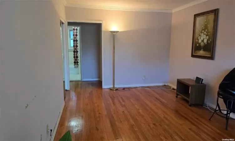 198-02 Pompeii Avenue, New York, NY, 1 Bedroom Bedrooms, 5 Rooms Rooms,1 BathroomBathrooms,Residential,For Sale,Pompeii,L3591129