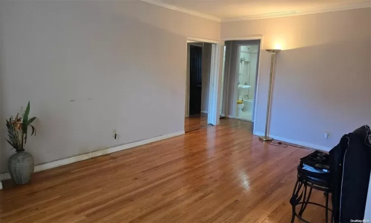 198-02 Pompeii Avenue, New York, NY, 1 Bedroom Bedrooms, 5 Rooms Rooms,1 BathroomBathrooms,Residential,For Sale,Pompeii,L3591129