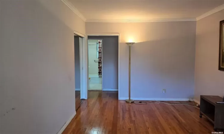 198-02 Pompeii Avenue, New York, NY, 1 Bedroom Bedrooms, 5 Rooms Rooms,1 BathroomBathrooms,Residential,For Sale,Pompeii,L3591129