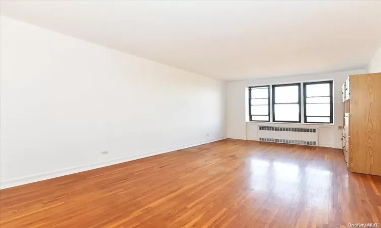 143-50 Hoover Avenue, New York, NY, 1 Bedroom Bedrooms, 3 Rooms Rooms,1 BathroomBathrooms,Residential,For Sale,Hoover,L3591200