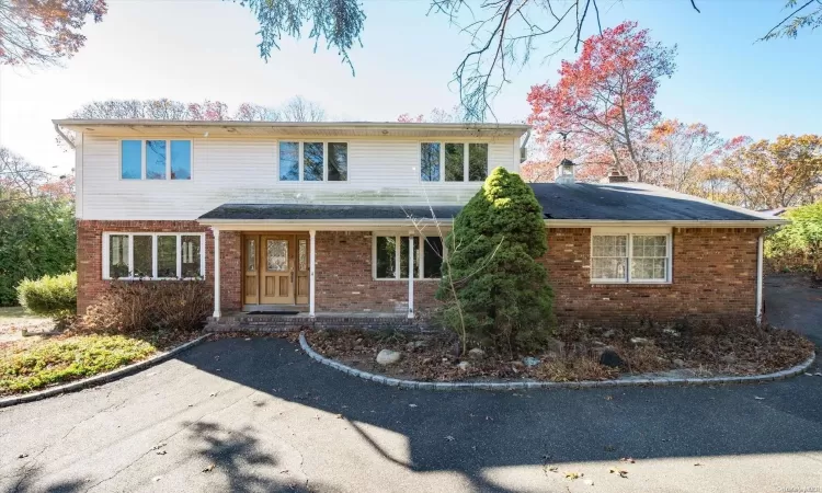 40 Valleywood Road, Huntington, NY, 4 Bedrooms Bedrooms, 10 Rooms Rooms,2 BathroomsBathrooms,Residential,For Sale,Valleywood,L3591301