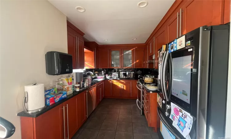 167-11 Powells Cove Blvd Boulevard, New York, NY, 3 Bedrooms Bedrooms, 10 Rooms Rooms,2 BathroomsBathrooms,Residential,For Sale,Powells Cove Blvd,L3591330