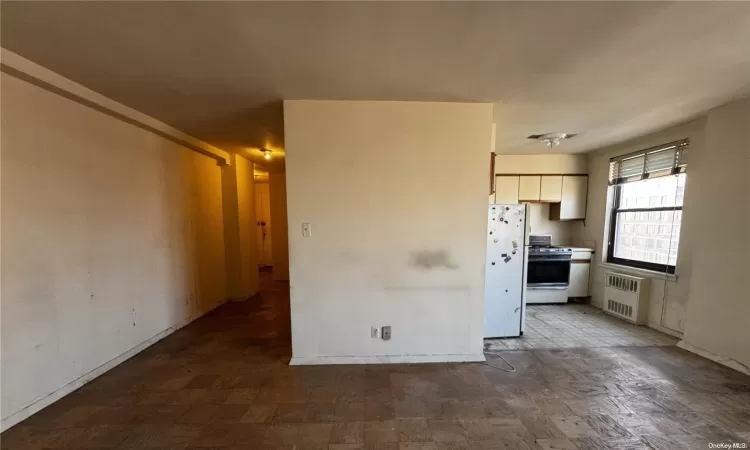 40 Brighton 1st Road, New York, NY, 2 Rooms Rooms,1 BathroomBathrooms,Residential,For Sale,Brighton 1st,L3591265