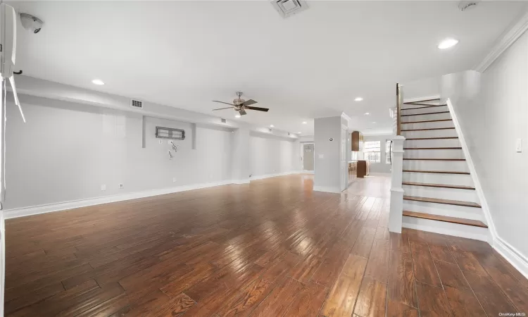 30-19 90th Street, New York, NY, 3 Bedrooms Bedrooms, 5 Rooms Rooms,1 BathroomBathrooms,Residential,For Sale,90th,L3591361