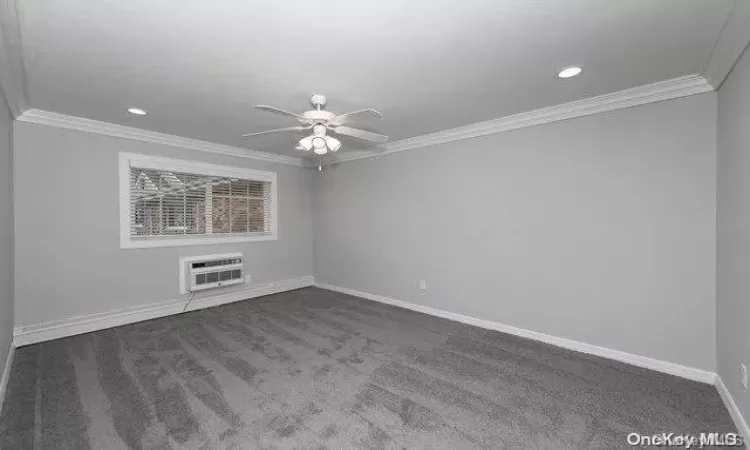 725 Greenbriar Drive, Bohemia, NY, 2 Bedrooms Bedrooms, 5 Rooms Rooms,1 BathroomBathrooms,Residential Lease,For Rent,Greenbriar,L3591467