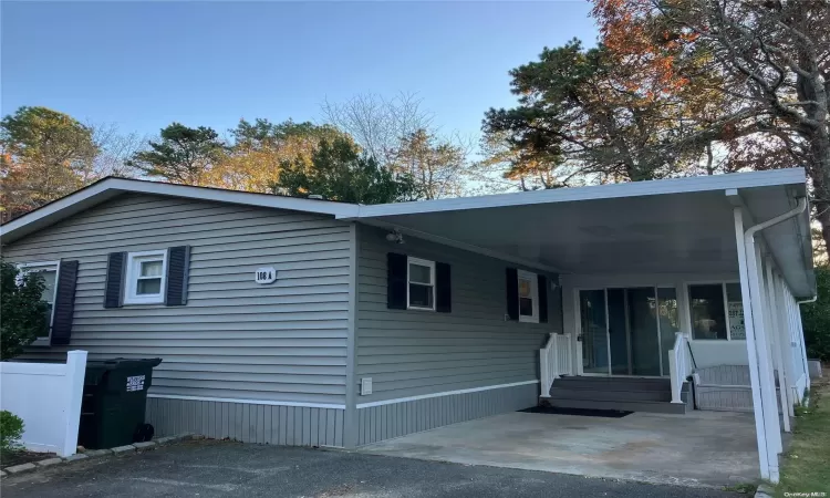 525/108A Riverleigh Avenue, Riverhead, NY, 3 Bedrooms Bedrooms, 9 Rooms Rooms,2 BathroomsBathrooms,Residential,For Sale,Riverleigh,L3591454