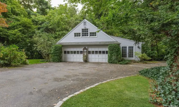 Garage with Art Studio