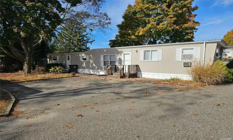 1964-102 River Road, Riverhead, NY, 2 Bedrooms Bedrooms, 6 Rooms Rooms,1 BathroomBathrooms,Residential,For Sale,River,L3591487