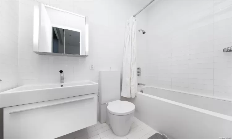 33-23 161st Street, New York, NY, 4 Bedrooms Bedrooms, 12 Rooms Rooms,4 BathroomsBathrooms,Residential,For Sale,161st,L3591550