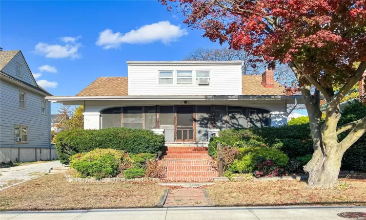 71 Lyon, Lynbrook, NY, 4 Bedrooms Bedrooms, 10 Rooms Rooms,2 BathroomsBathrooms,Residential,For Sale,Lyon,L3591566