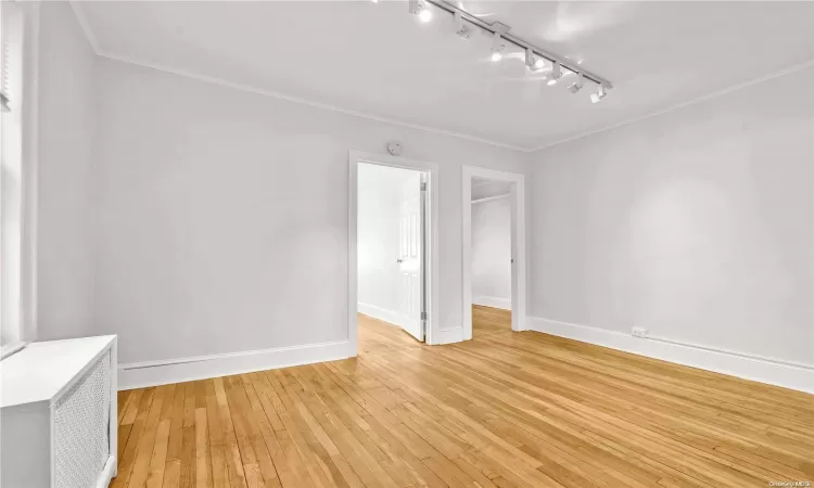 97-18 72nd Road, New York, NY, 2 Bedrooms Bedrooms, 4 Rooms Rooms,1 BathroomBathrooms,Residential Lease,For Rent,72nd,L3591645