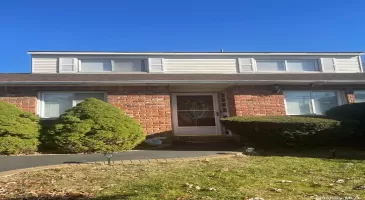 6 Wilson, Massapequa, NY, 4 Bedrooms Bedrooms, 8 Rooms Rooms,2 BathroomsBathrooms,Residential,For Sale,Wilson,L3591779