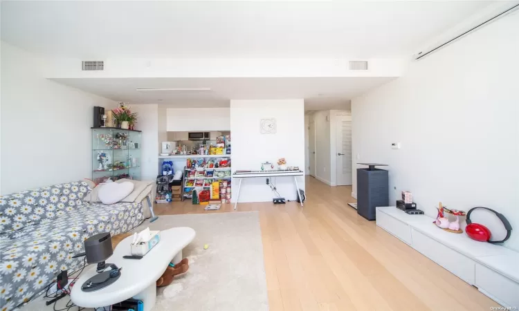 138-35 39th Avenue, New York, NY, 2 Bedrooms Bedrooms, 5 Rooms Rooms,2 BathroomsBathrooms,Residential,For Sale,39th,L3591841