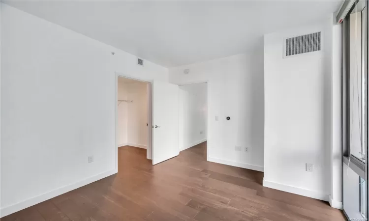 131-03 40th Road, New York, NY, 1 Bedroom Bedrooms, 4 Rooms Rooms,1 BathroomBathrooms,Residential,For Sale,40th,L3591919