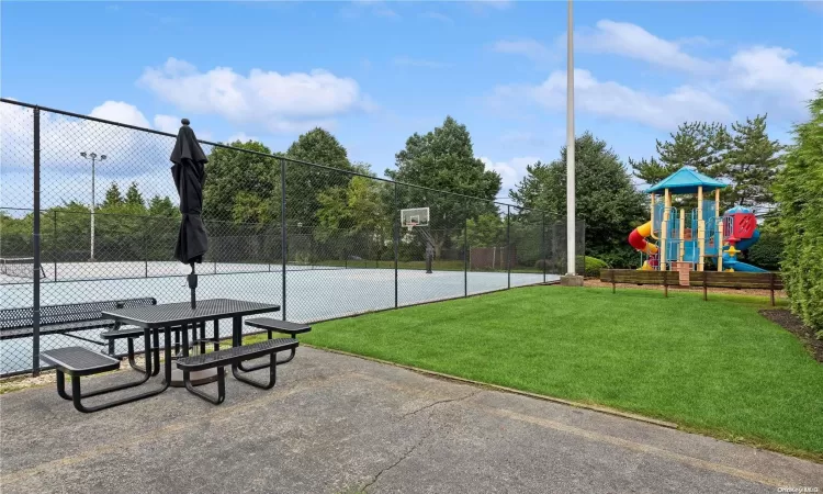 Basketball/Tennis & Playground