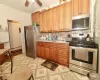 941 Jerome Avenue, New York, NY, 3 Bedrooms Bedrooms, 5 Rooms Rooms,1 BathroomBathrooms,Residential,For Sale,Jerome,L3591982