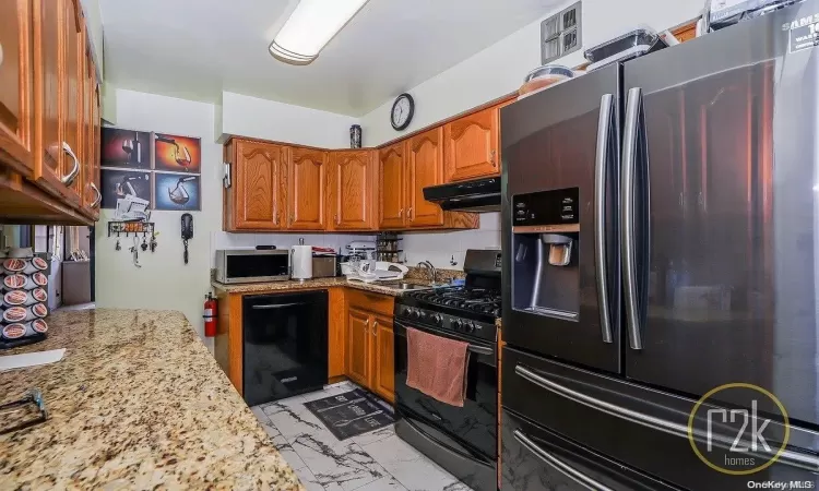 20-57 48th Street, New York, NY, 5 Bedrooms Bedrooms, 15 Rooms Rooms,3 BathroomsBathrooms,Residential Income,For Sale,48th,L3592018