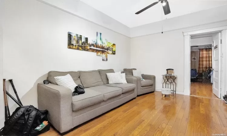 73-24 71st Place, New York, NY, 5 Bedrooms Bedrooms, 12 Rooms Rooms,2 BathroomsBathrooms,Residential Income,For Sale,71st,L3592003