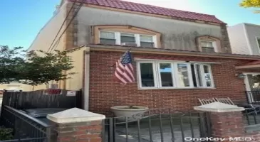 23-61 37th Street, New York, NY, 4 Bedrooms Bedrooms, 8 Rooms Rooms,3 BathroomsBathrooms,Residential Income,For Sale,37th,L3592035