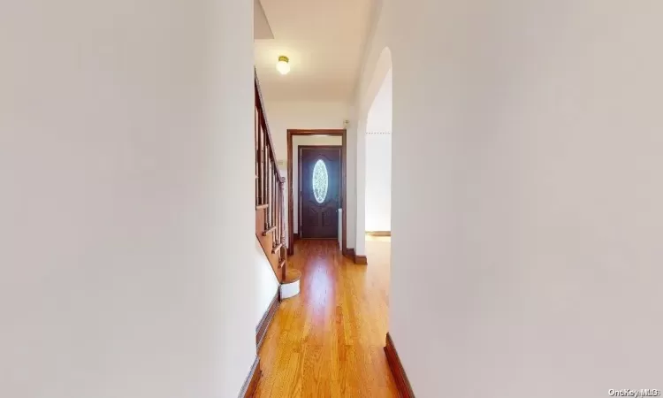 63-12 Cromwell Street, New York, NY, 3 Bedrooms Bedrooms, 8 Rooms Rooms,2 BathroomsBathrooms,Residential Lease,For Rent,Cromwell,L3592087