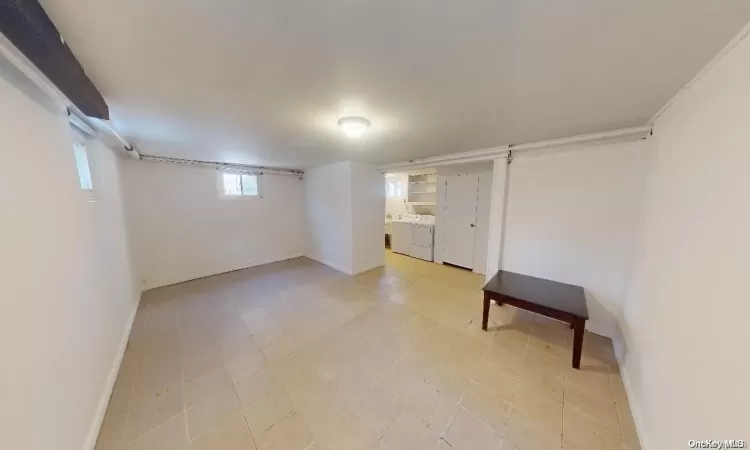 63-12 Cromwell Street, New York, NY, 3 Bedrooms Bedrooms, 8 Rooms Rooms,2 BathroomsBathrooms,Residential Lease,For Rent,Cromwell,L3592087